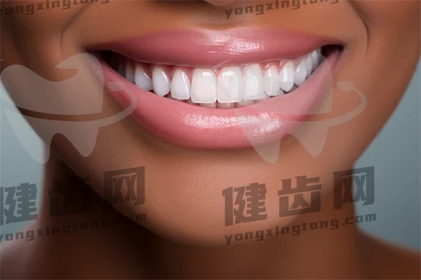 山西牙齿矫正费用是多少？2025年牙齿矫正价格表曝光，特别提及球面自锁托槽矫正obrace的费用。